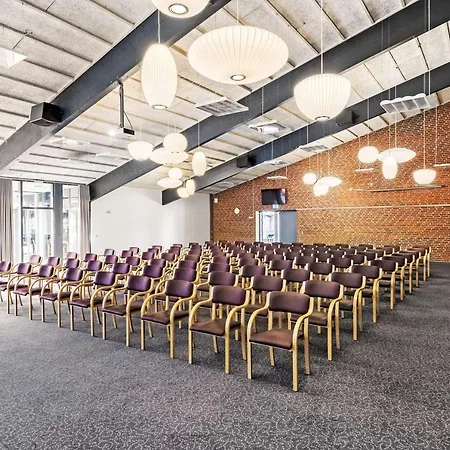 מלון Hotel Sonderborg Strand 4*