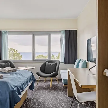 מלון Hotel Sonderborg Strand 4*