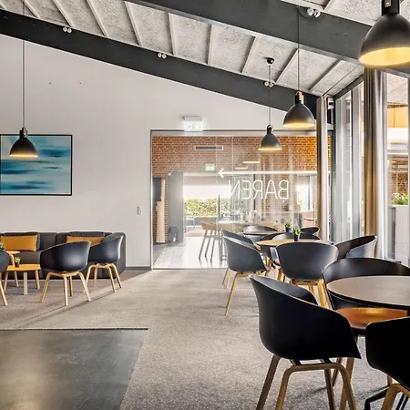 Hotel Sonderborg Strand מלון 4*