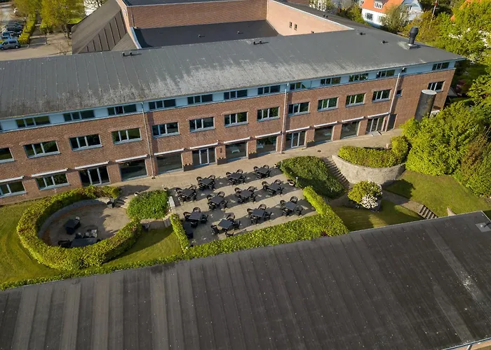 Hotel Sonderborg Strand 4*