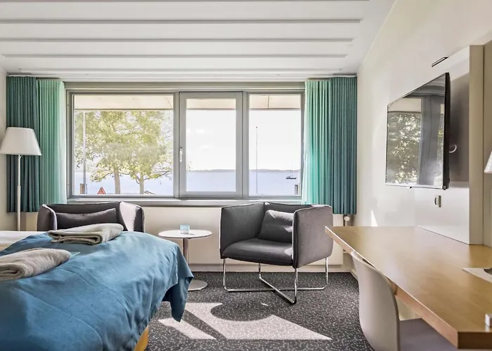 Hotel Sonderborg Strand 4*