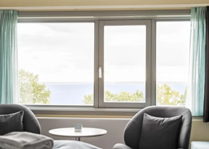 Hotel Sonderborg Strand 4*