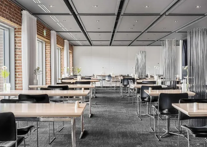 Hotel Sonderborg Strand 4*